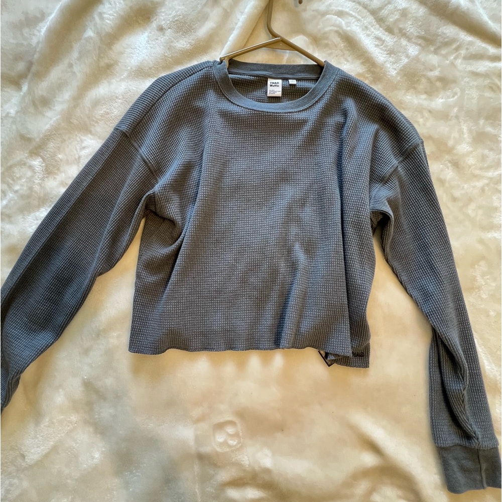 Aritzia TNA waffle shirt